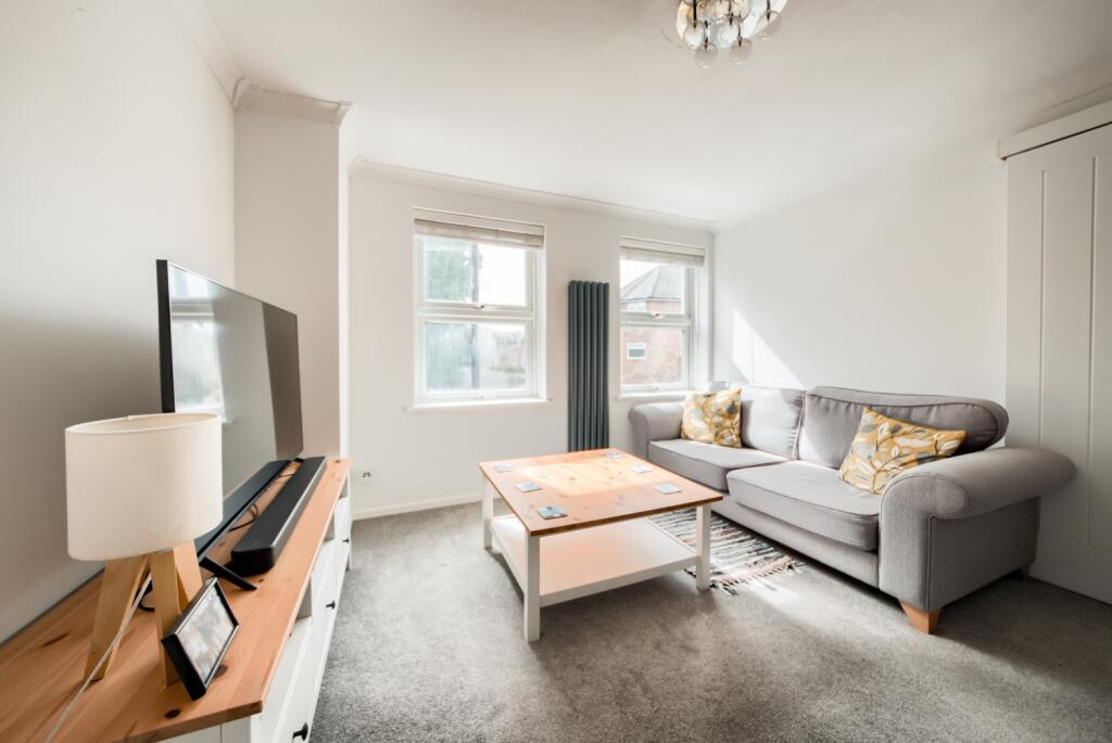 Apartment in Stratford-on-Avon, Oversley Green, Alcester - View 2