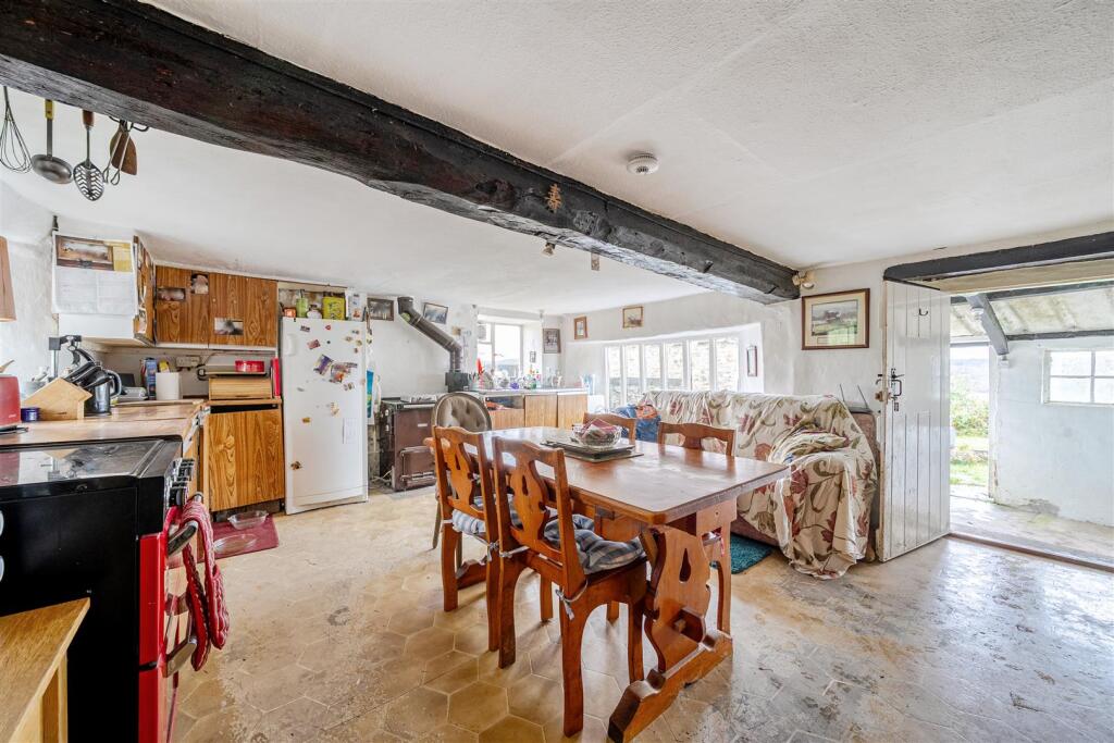Hemyock, Cullompton photo 4
