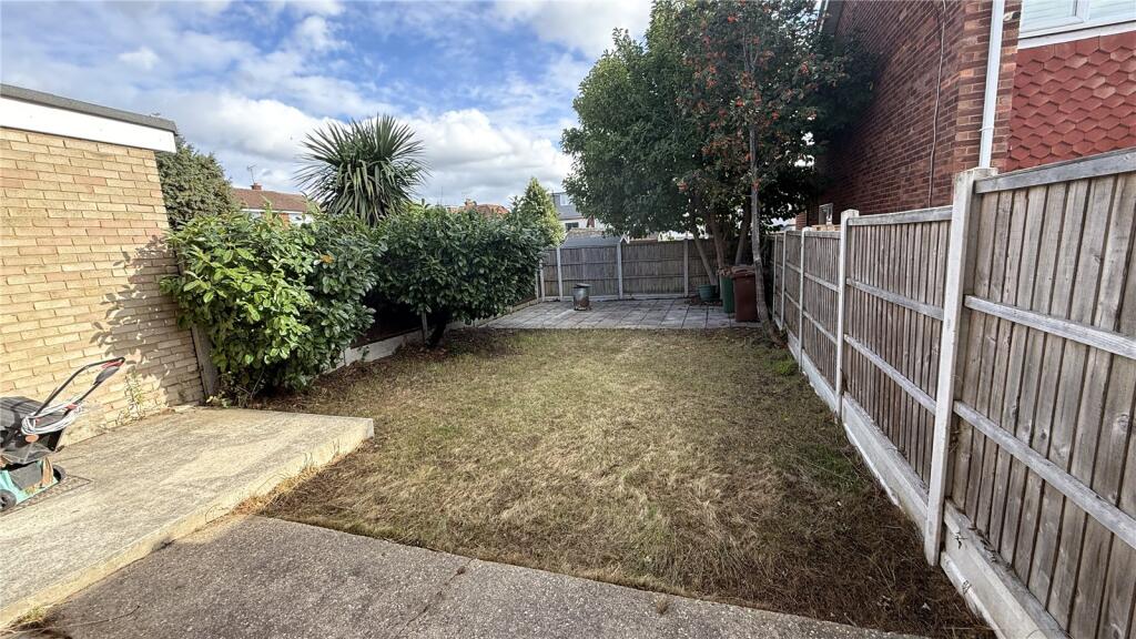 House in Thurrock, Essex - View 2