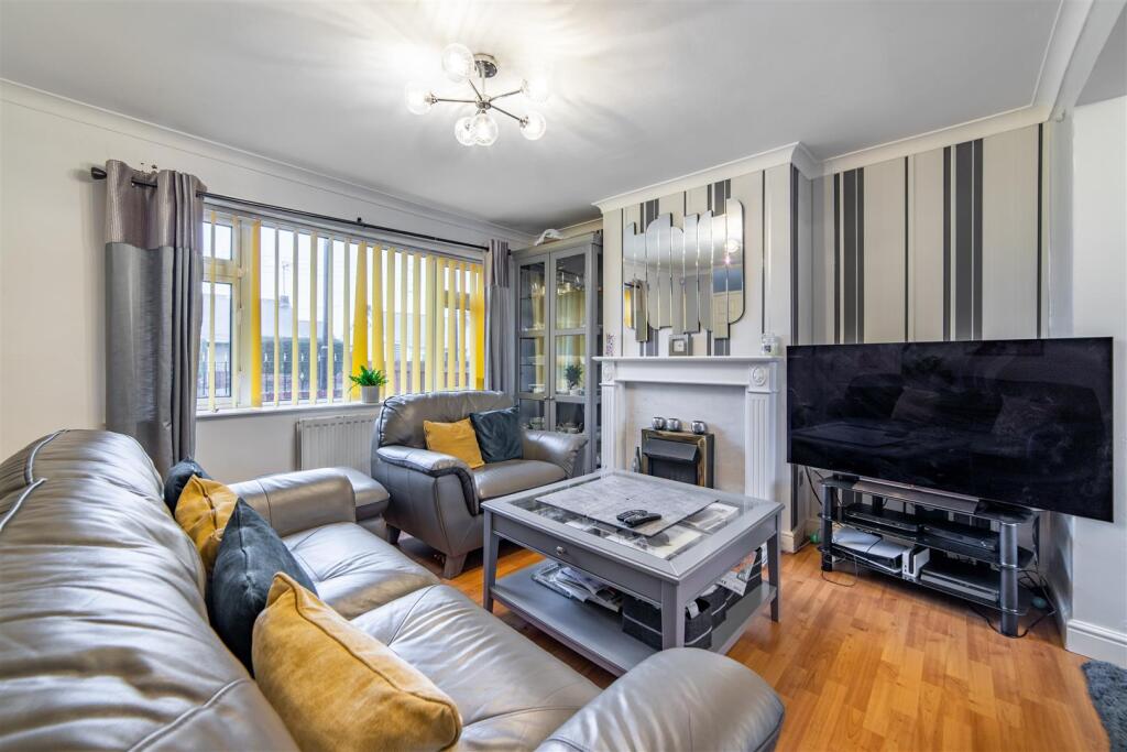 House in Newcastle upon Tyne, Coxlodge - View 3