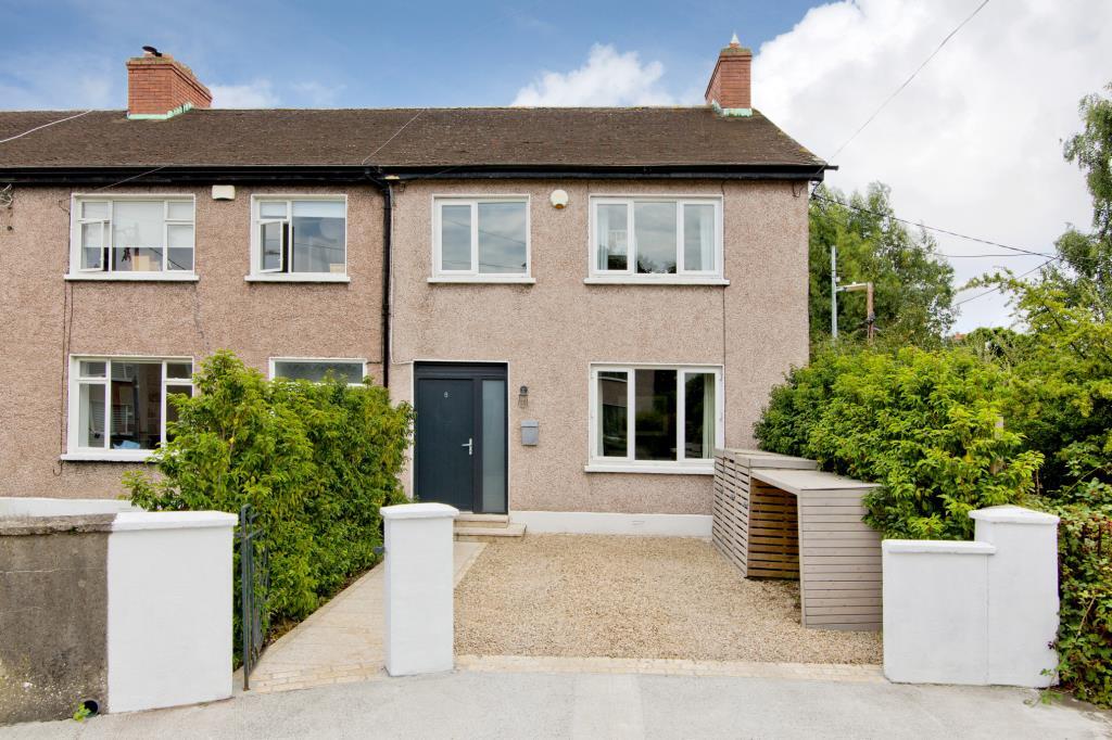 Main image of property: 8 Beach Avenue, Sandymount, Dublin 4, D04 KD26