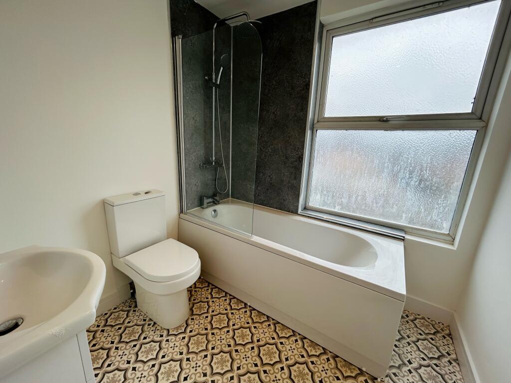 Apartment in Heanor, Loscoe Grange - View 5