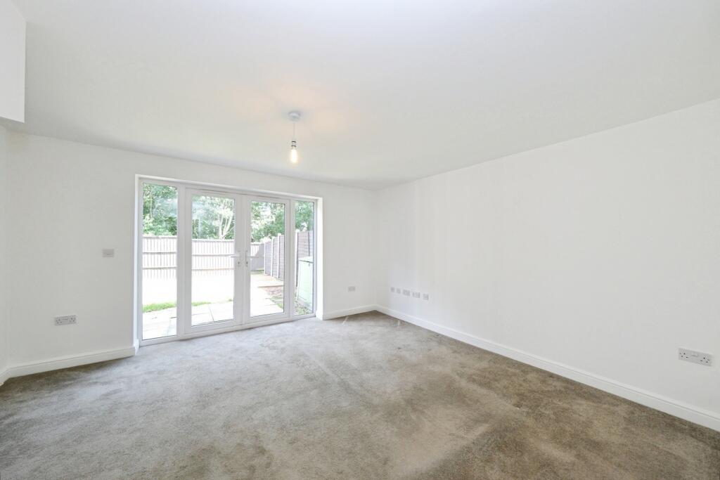House in Bolsover, Shirebrook - View 3