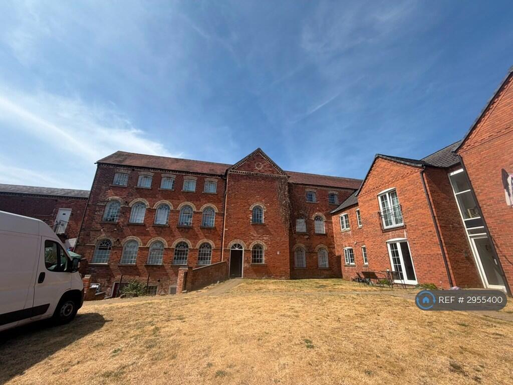 Main image of property: Beoley Road West, Redditch, B98