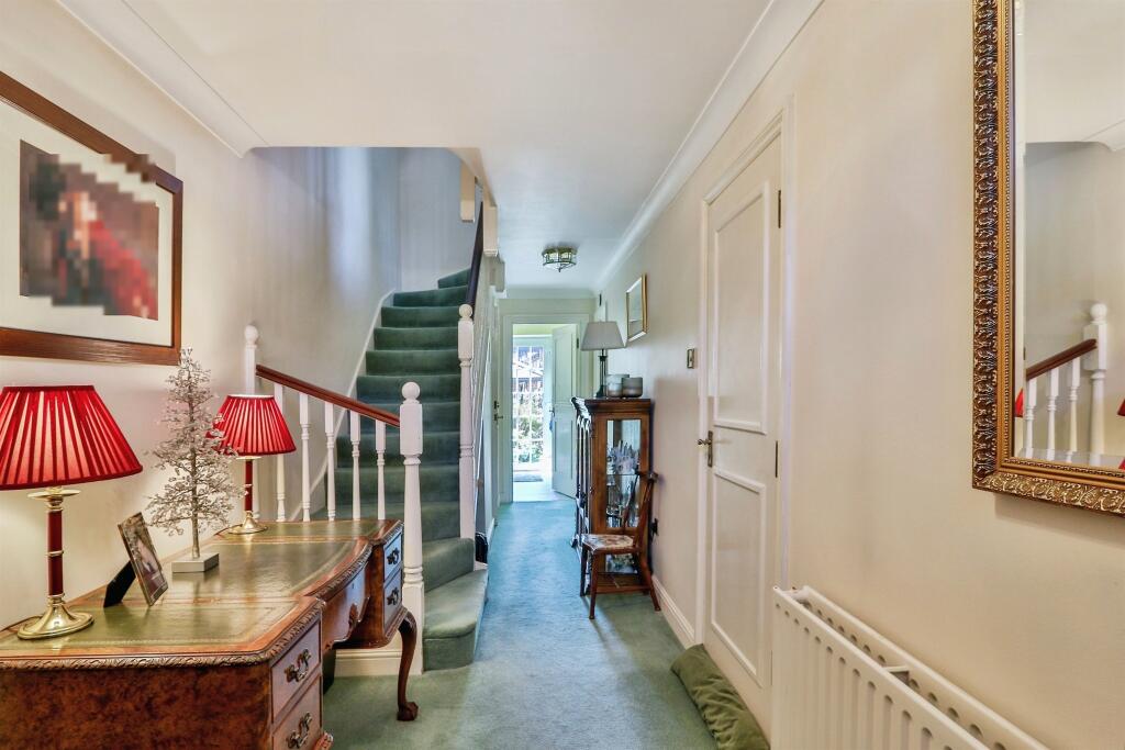 Barbers Gate, Poole photo 3