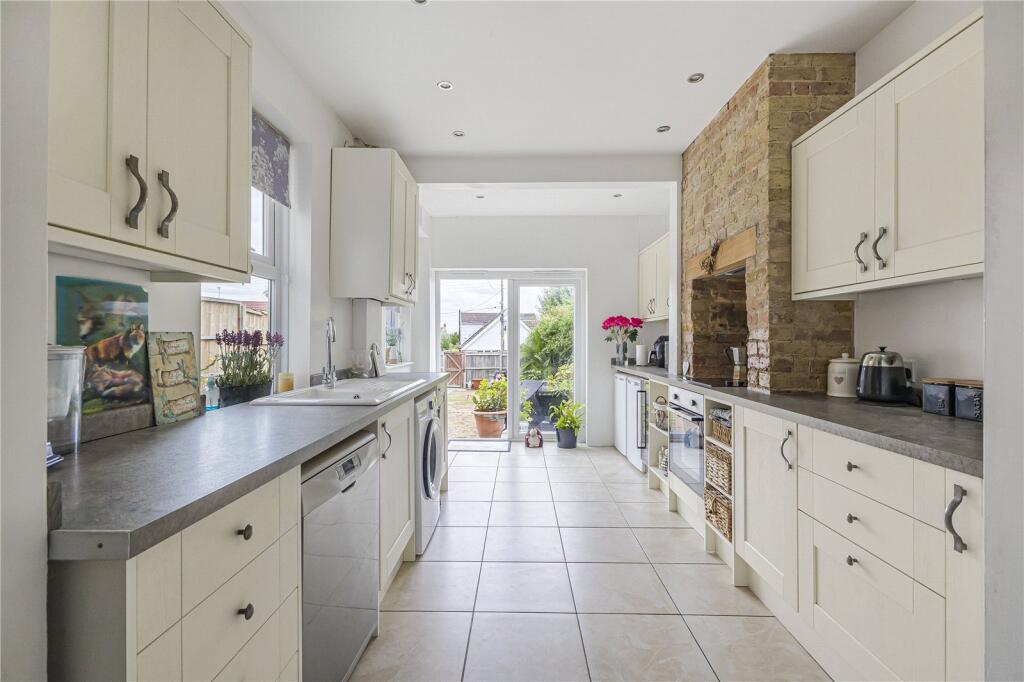 House in Swanley, Hextable - View 4