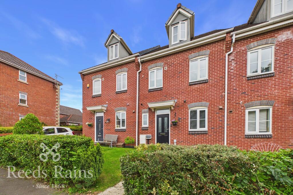 3-bed semi-detached on Walletts Wood Court, Chorley, Lancashire, PR7, £270,000