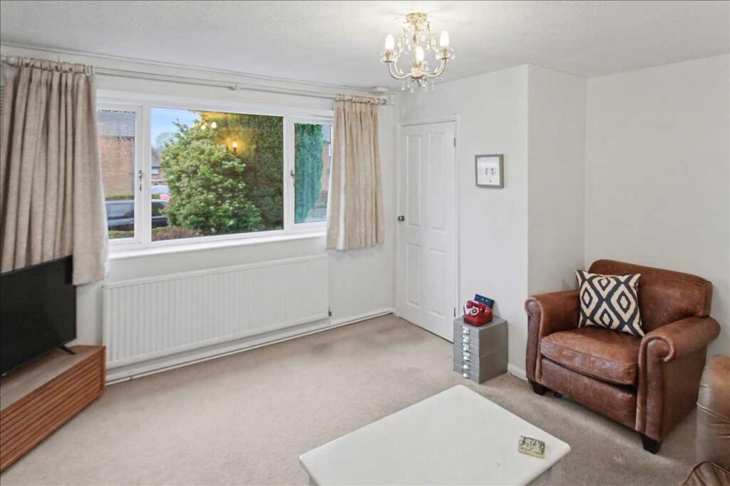 Queens Drive, Nuthall, Nottingham photo 4