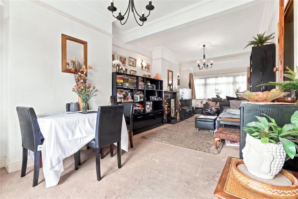 House in Southend-on-Sea - View 5