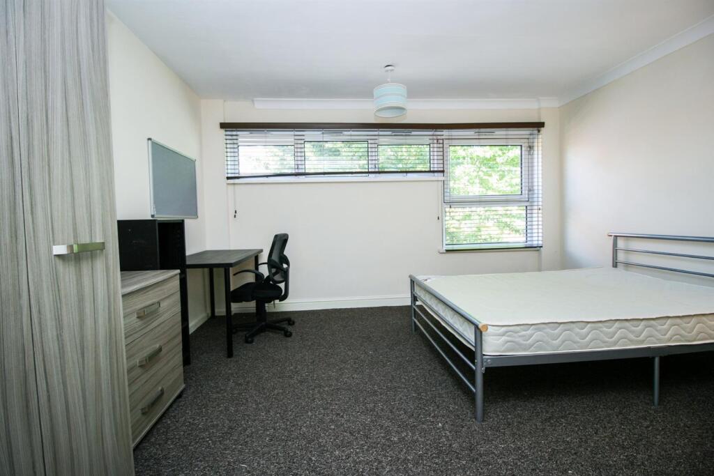 Additional image 4 of Moss House Close