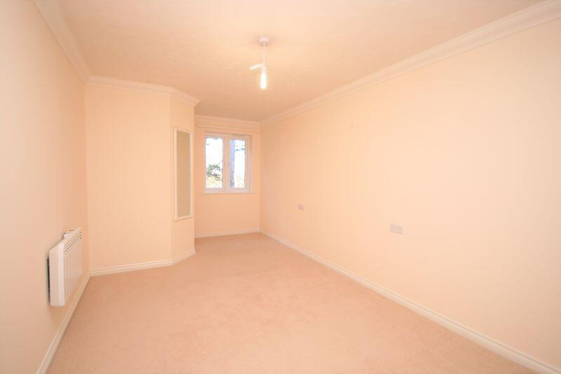 Apartment in Princes Risborough, Buckinghamshire - View 5