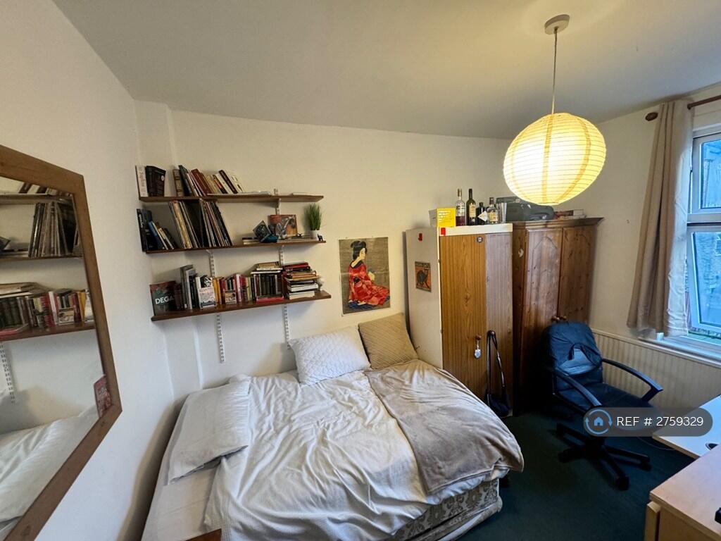 Main image of property: Gillespie Road, London, N5