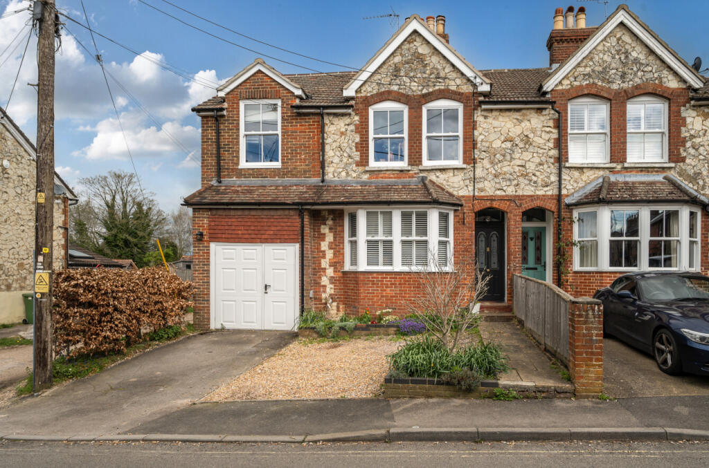 4-bed semi-detached on Mount Pleasant Road, Alton, Hampshire, GU34, £599,950