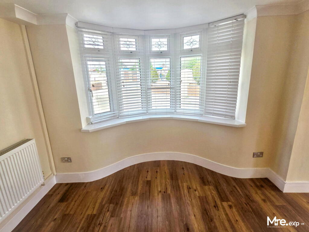 House in Bridgend - View 5