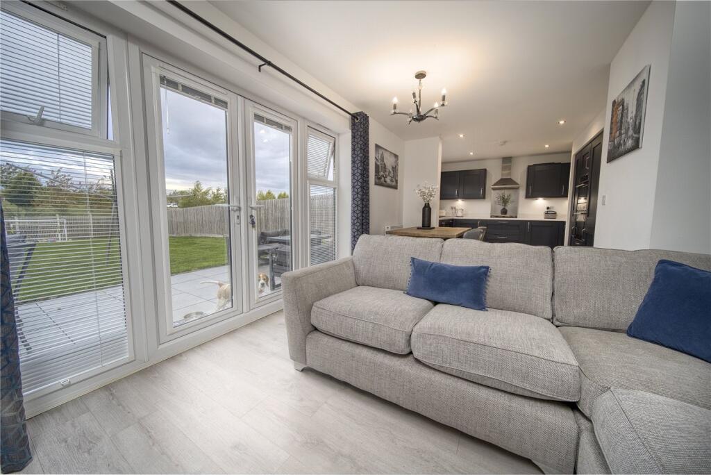 House in Stockton-on-Tees - More