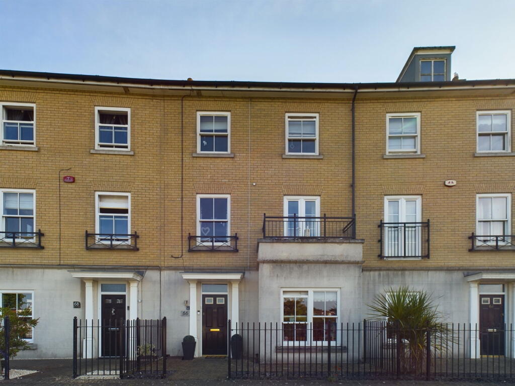 Main image of property: Bonny Crescent, Ipswich, IP3 9UN