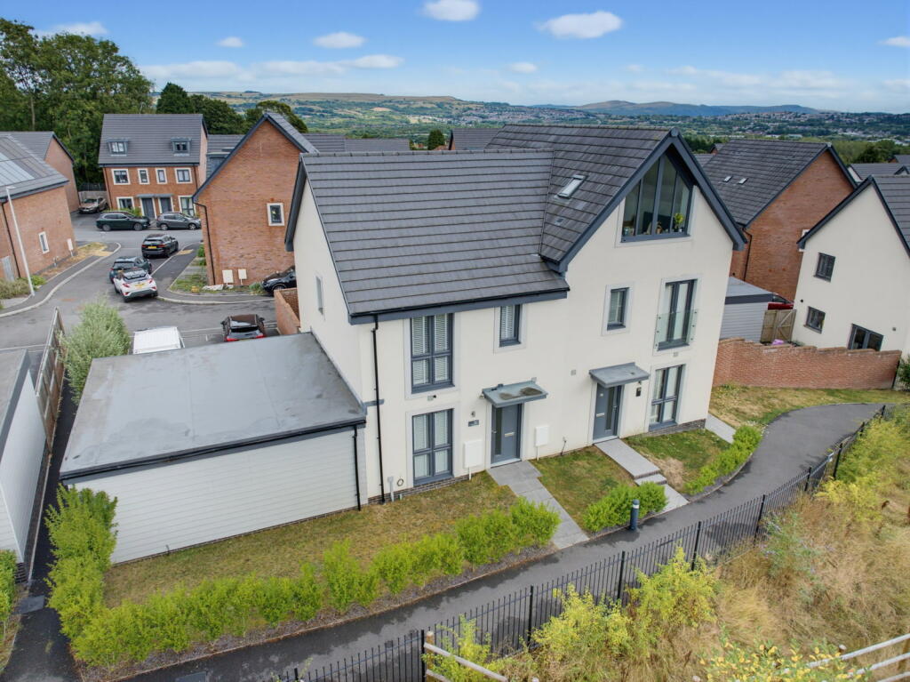 Main image of property: Waun Fawr, Cwmrhydyceirw, Swansea, Swansea, SA6 6FH