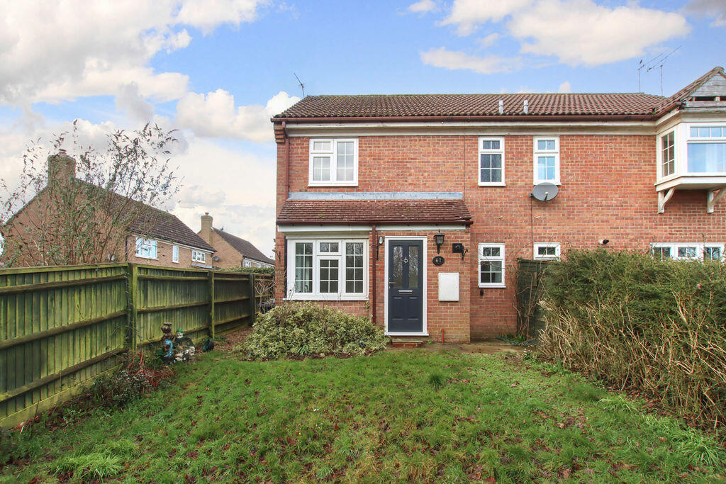 Main image of property: The Lawns, Hemel Hempstead