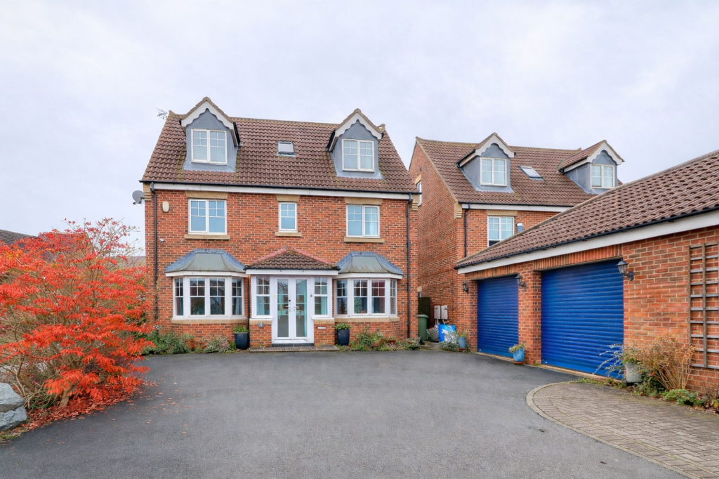 Main image of property: Apsley Way, Ingleby Barwick, TS17