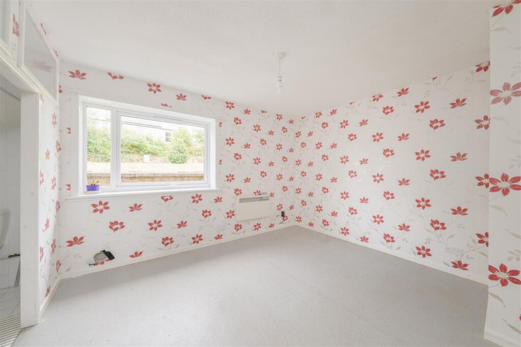 House in Chirnside, Stuartslaw - More
