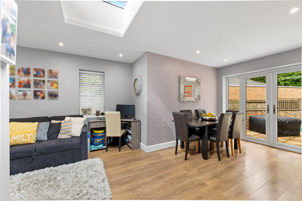 House in Tandridge, Warlingham - View 3