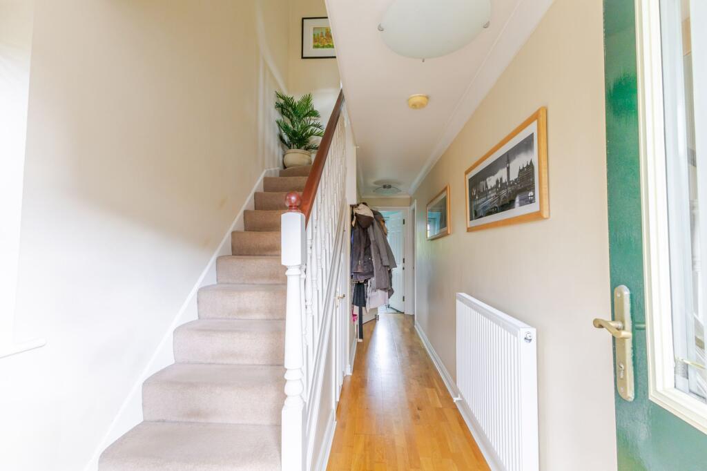 House in Watford - View 5