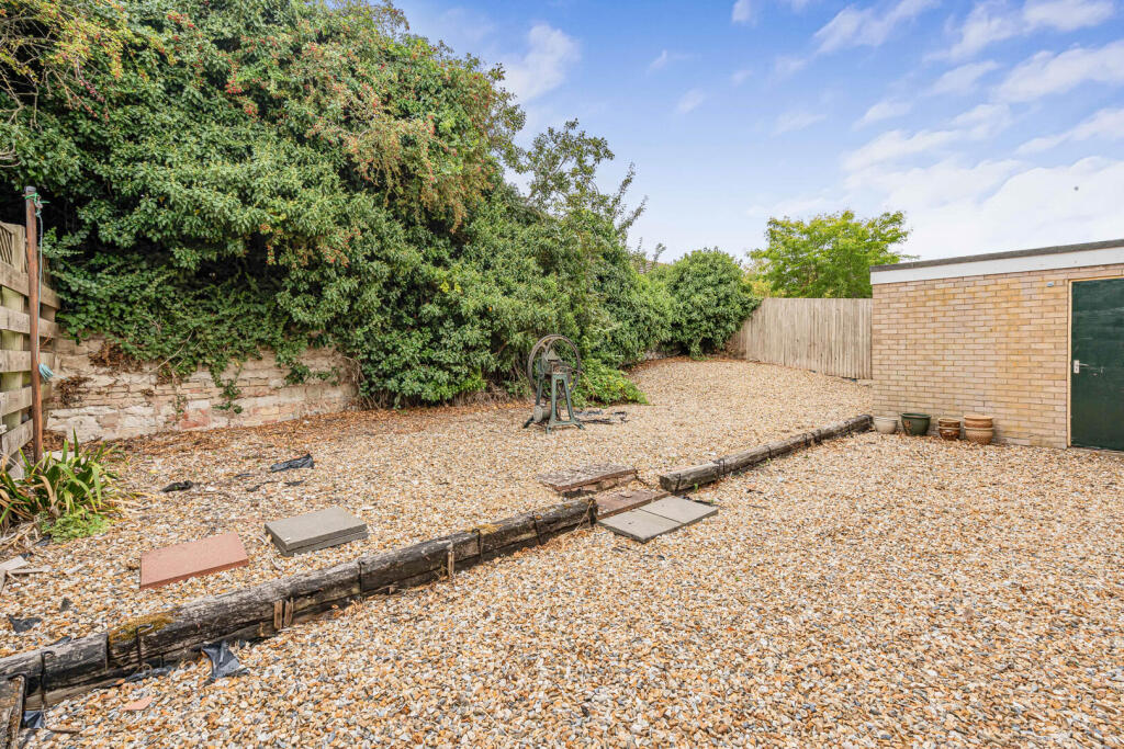 House in East Cambridgeshire, Isleham - View 4