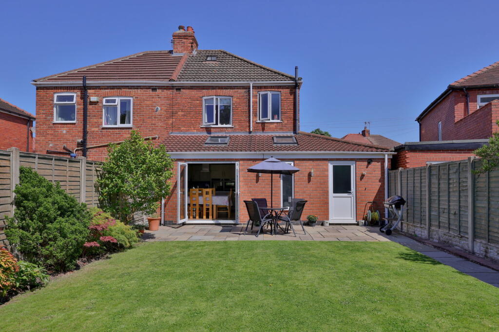 House in York - View 3