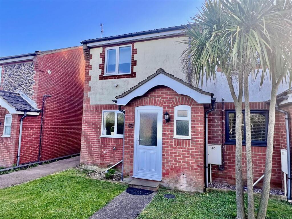 Main image of property: Cromer Road, Mundesley, NR11