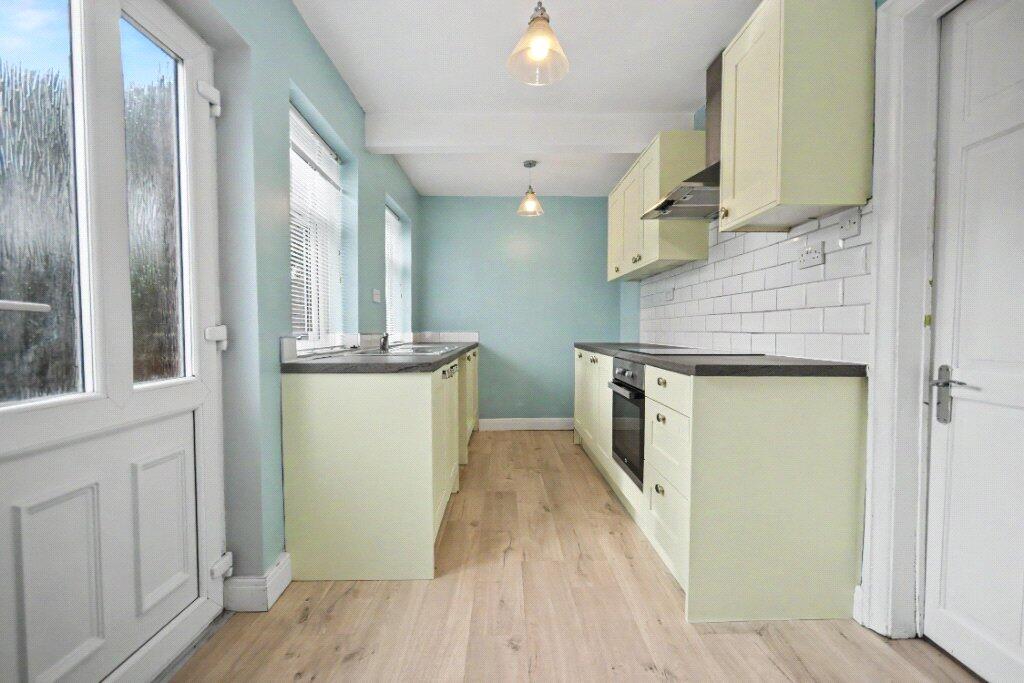 House in Wakefield - View 3