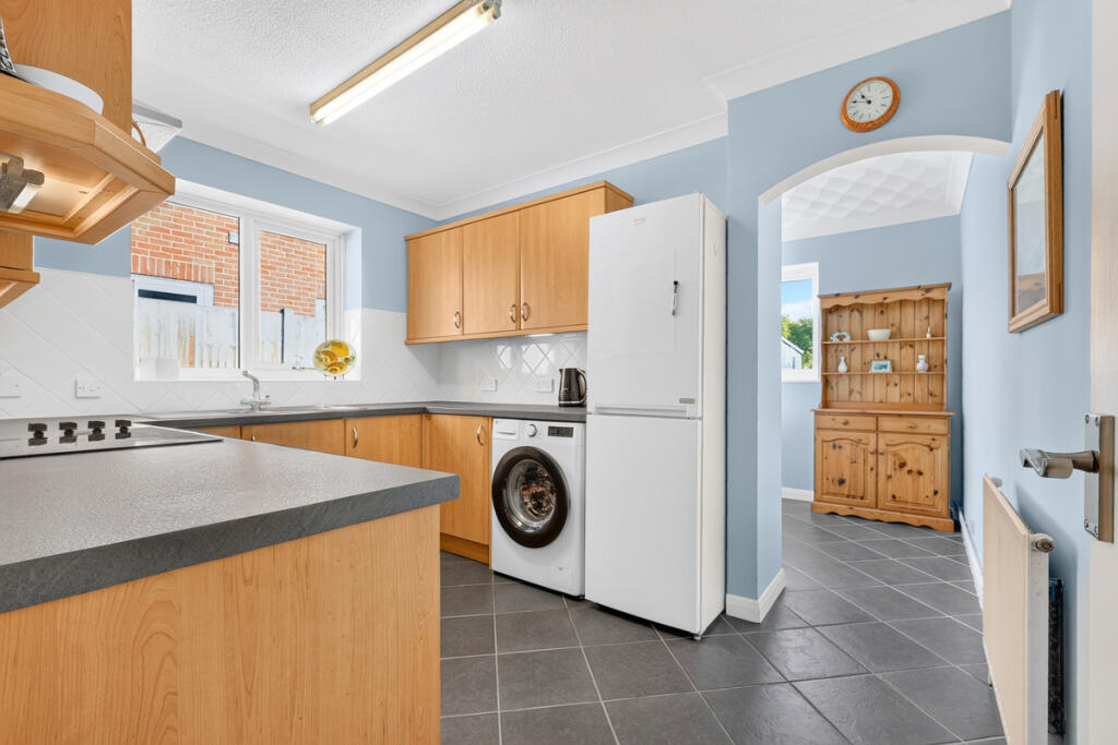 House in Southend-on-Sea - View 3