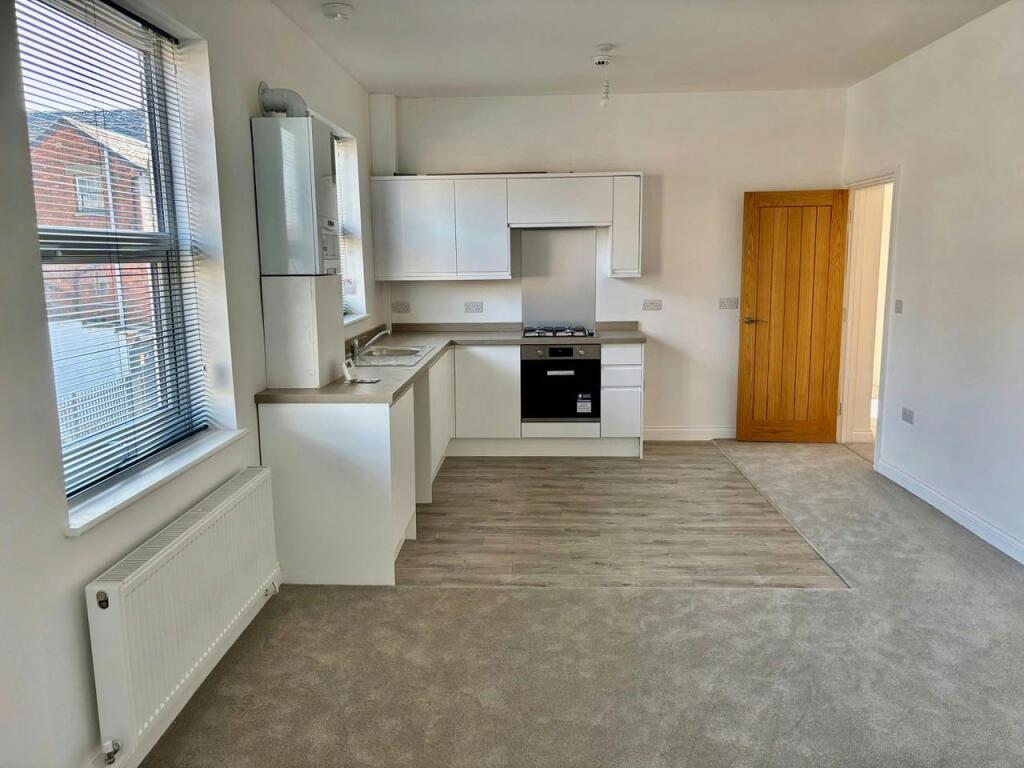 Albion Chambers Kitchen 2.jpg