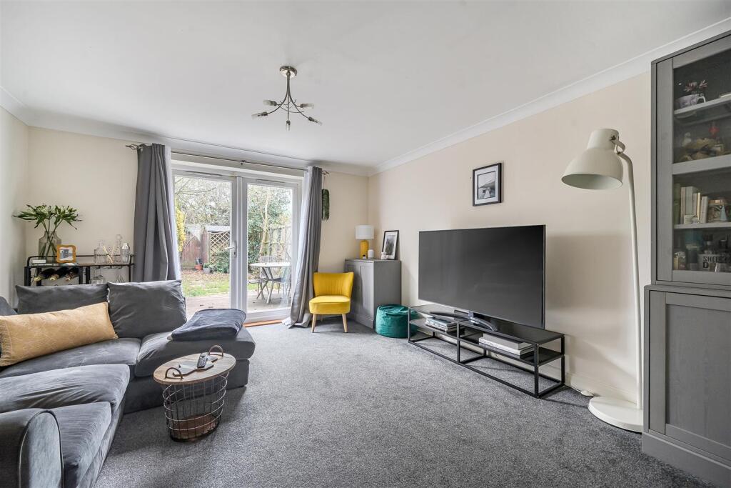 Barley Gardens, Winnersh, Berkshire RG41 5JL photo 4