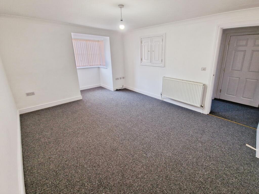 Brookside Close, Freshwater, Isle of Wight photo 4