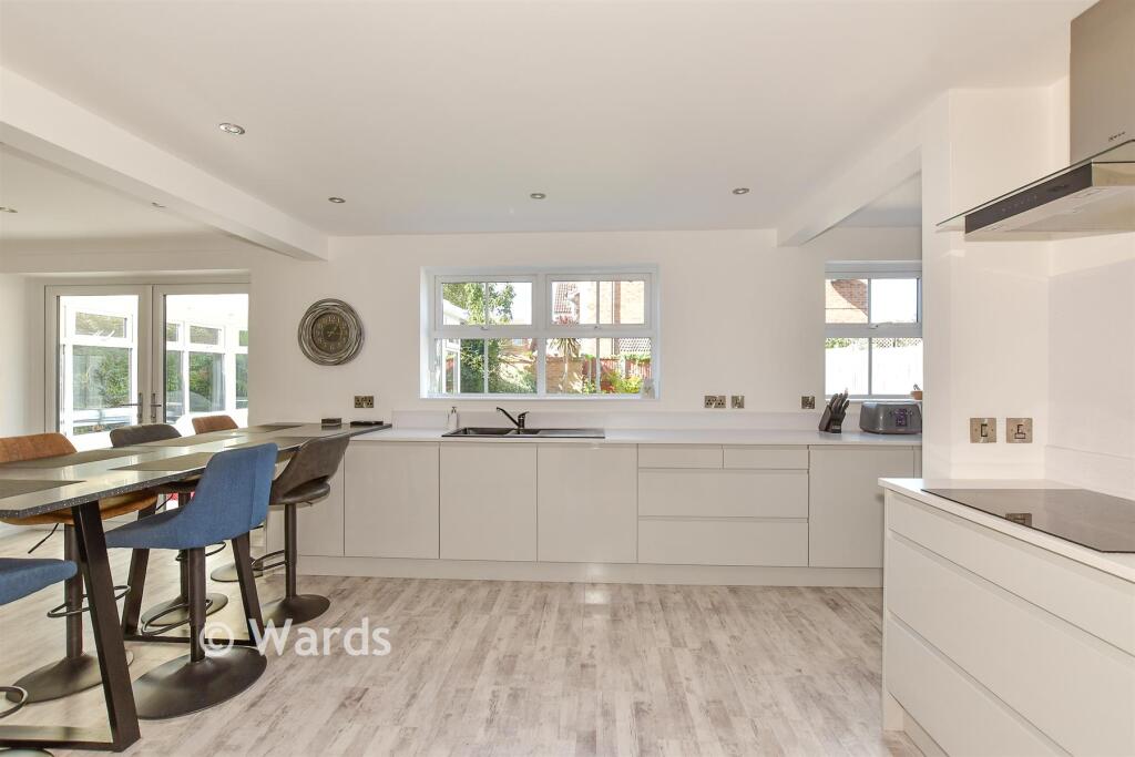 House in Thanet, Broadstairs and St Peters - View 5