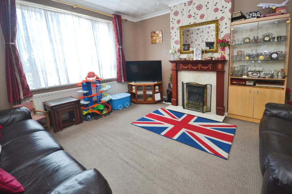 Beeding Avenue, Hove, BN3 photo 4