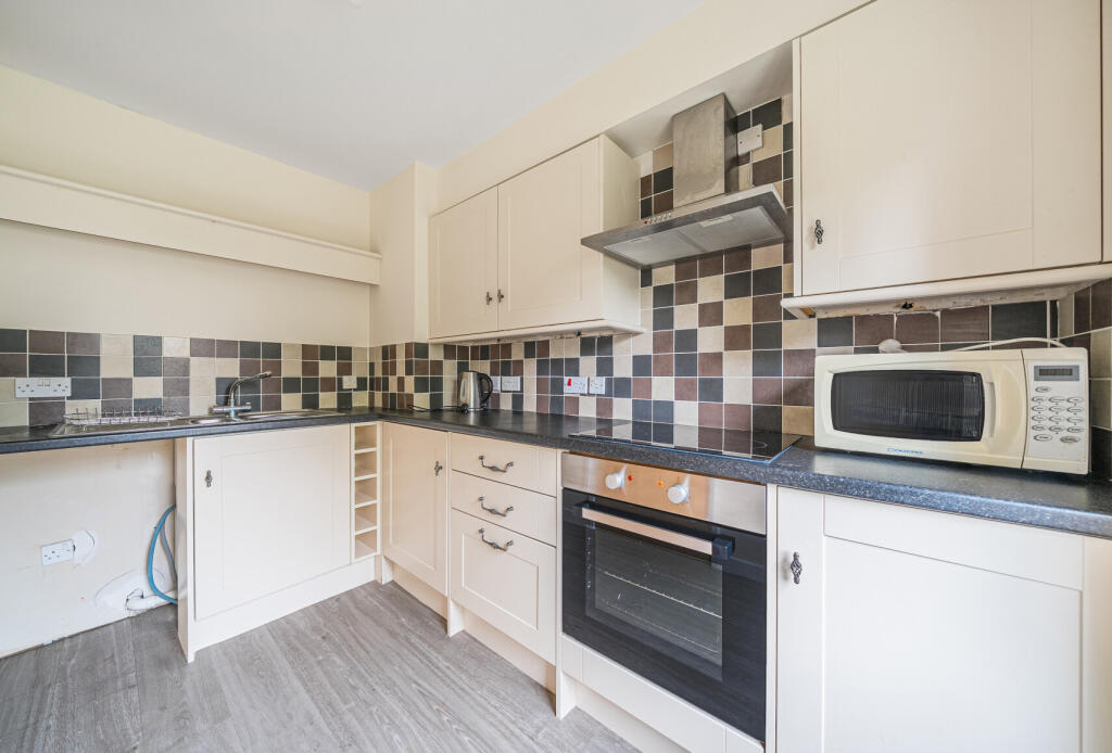 Waterford Court, Moorend Park Road, Cheltenham, GL53 photo 4