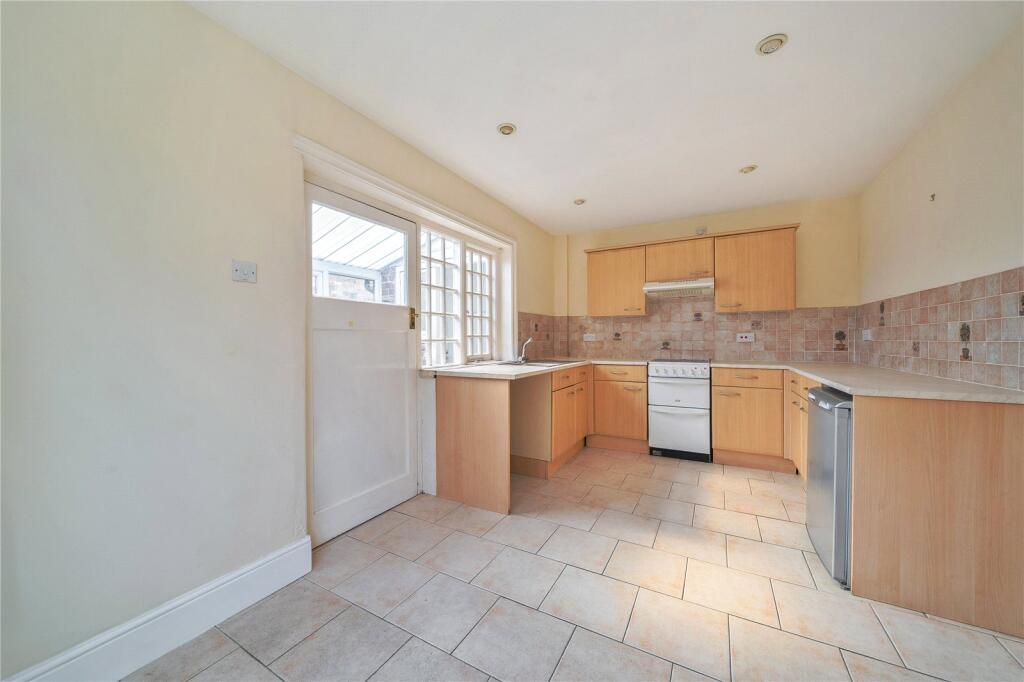 House in York - View 4