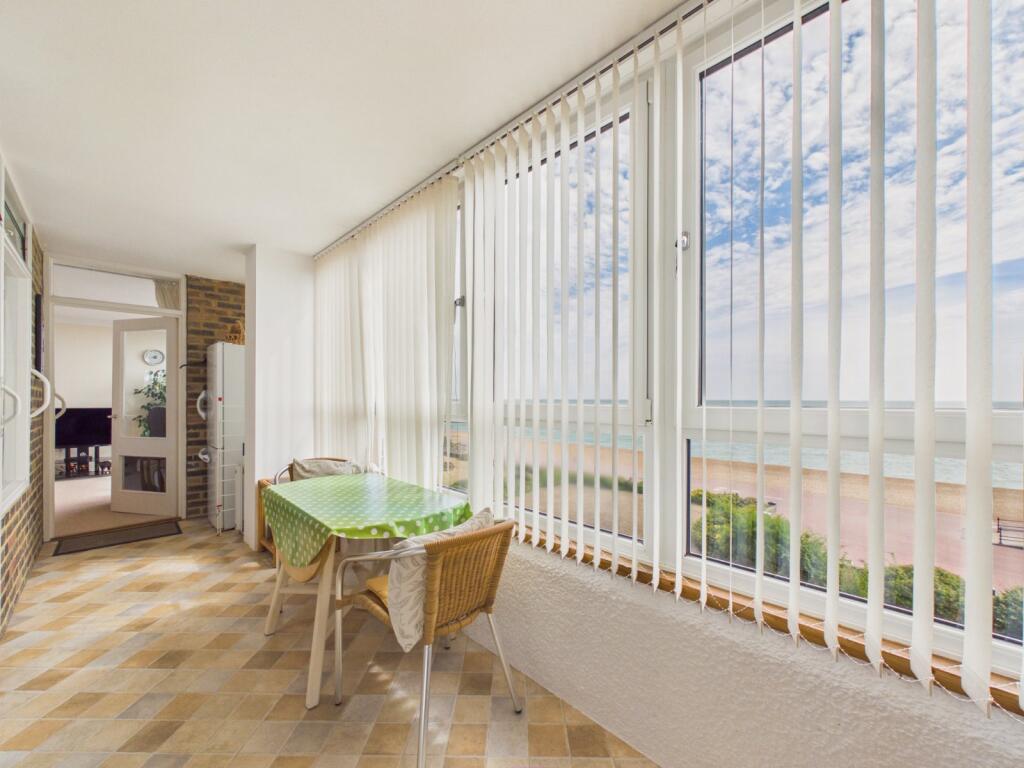 Apartment in Canterbury - View 5