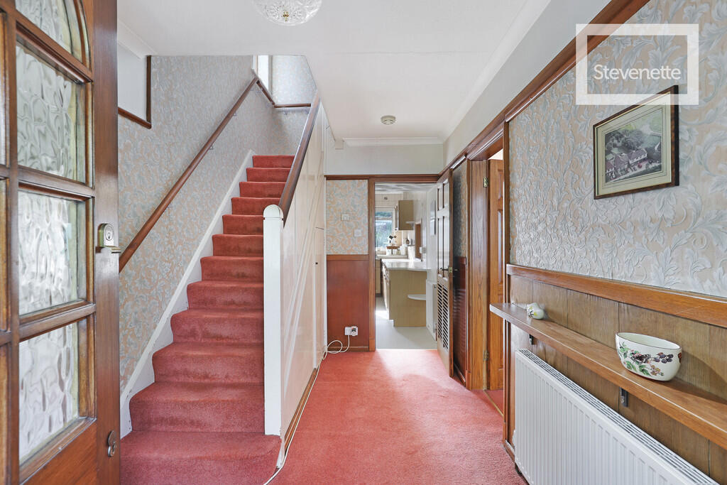 Carpenters Arms Lane, Thornwood photo 3