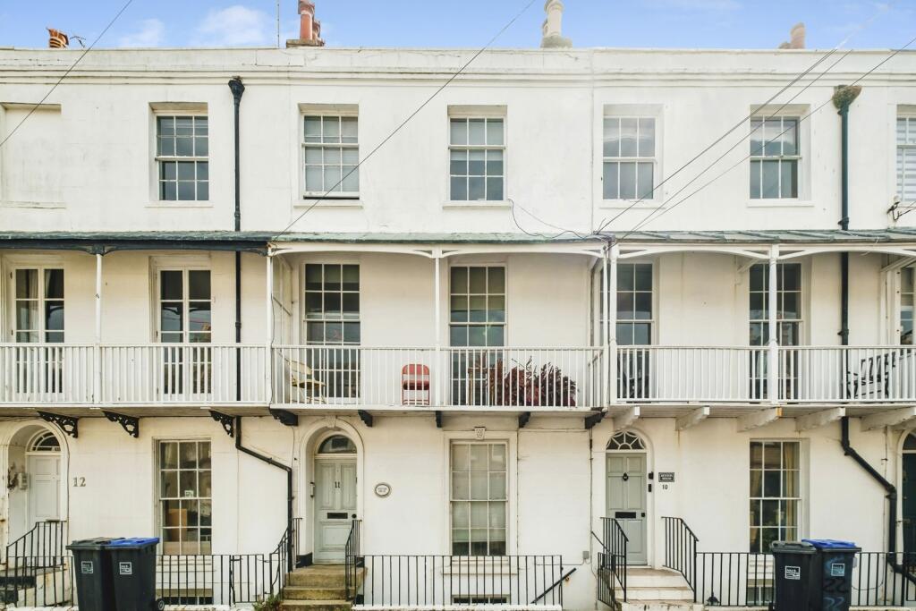 Warwick Road, WORTHING, West Sussex, BN11