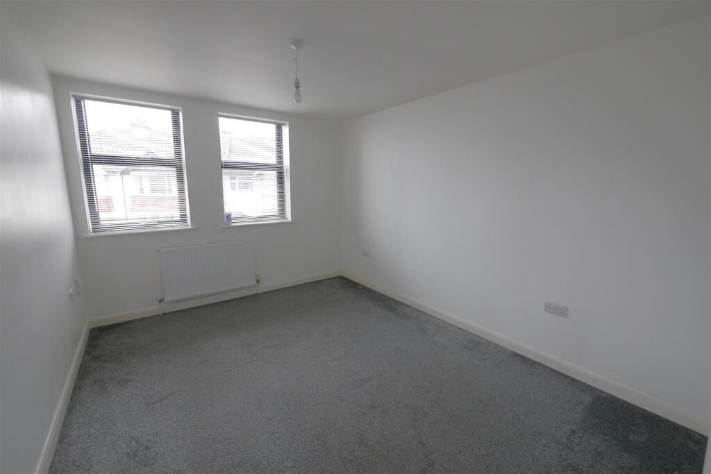 Apartment in Brighton - View 5