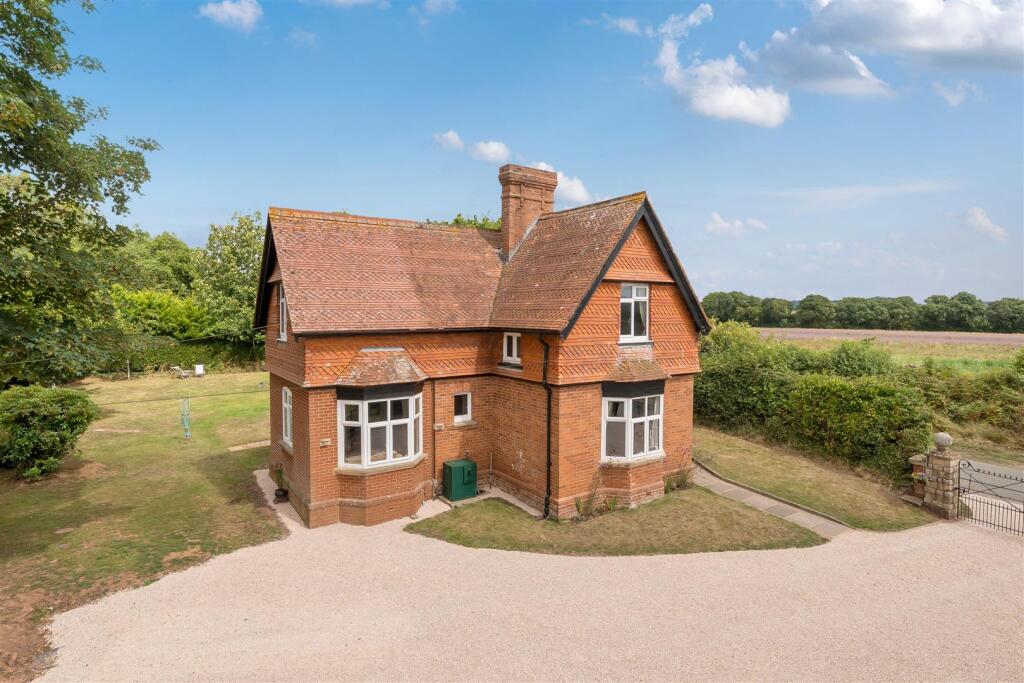 Main image of property: Thorverton, Exeter