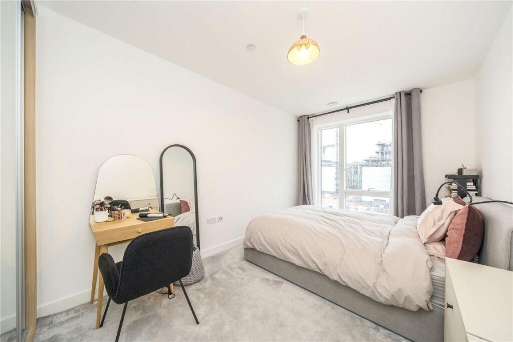 Apartment in London - View 4