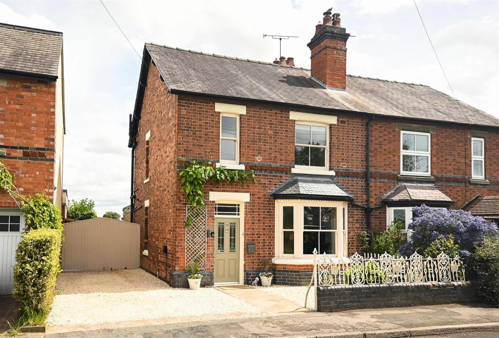 Main image of property: Efflinch Lane, Barton under Needwood, DE13