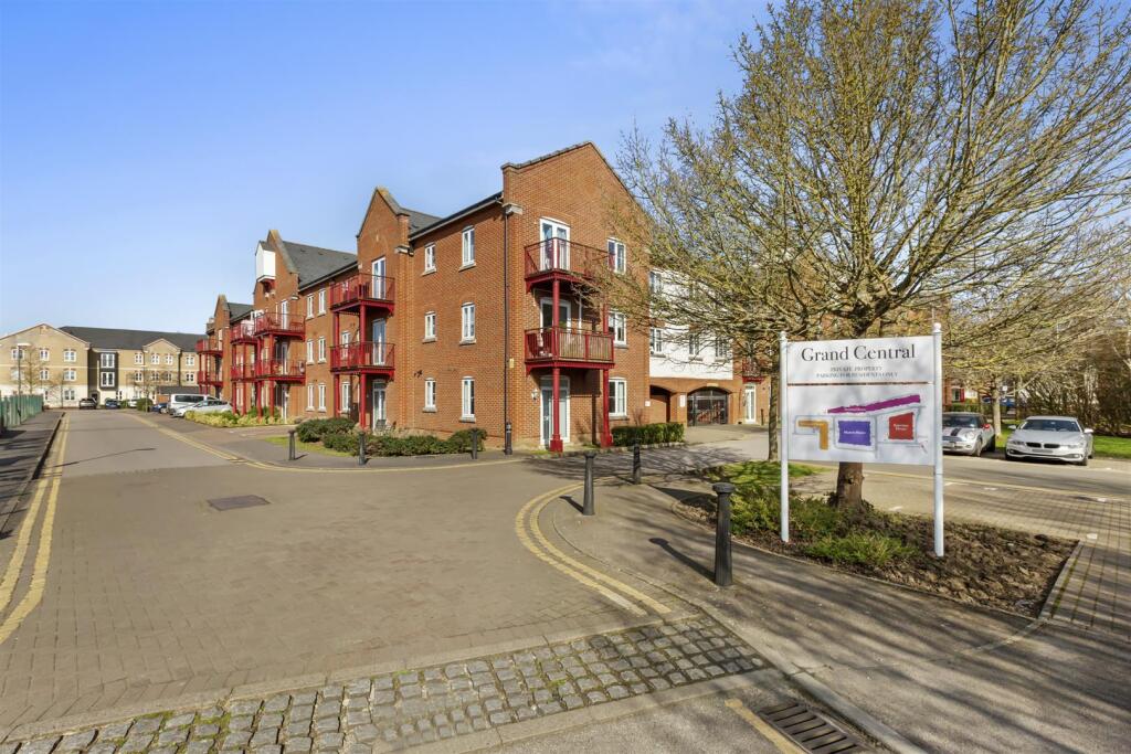 Main image of property: BARNSHAW HOUSE, COXHILL WAY, AYLESBURY (WALK OF STATION)