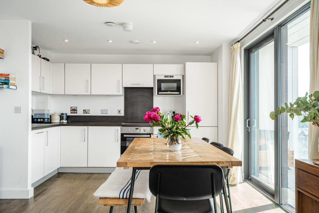 Apartment in London - View 4