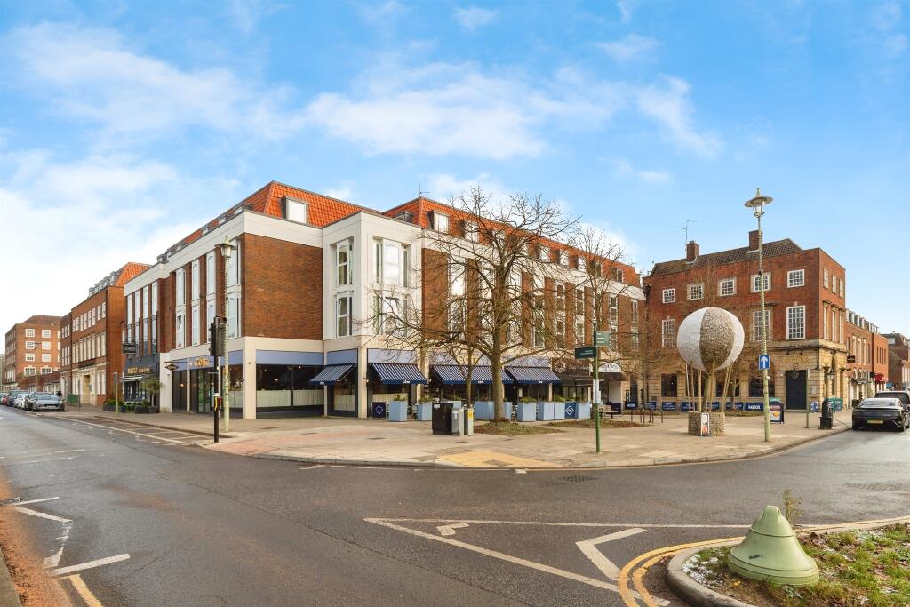 Additional image 16 of Parkway, Welwyn Garden City