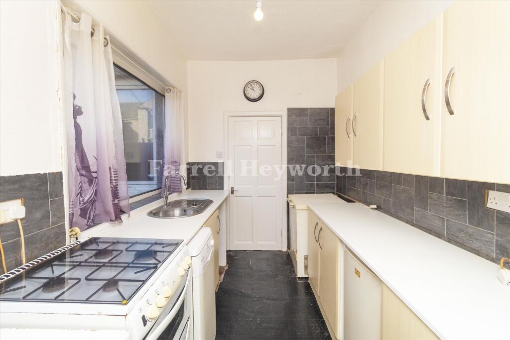 House in Barrow-in-Furness, Barrow Island, Barrow - More