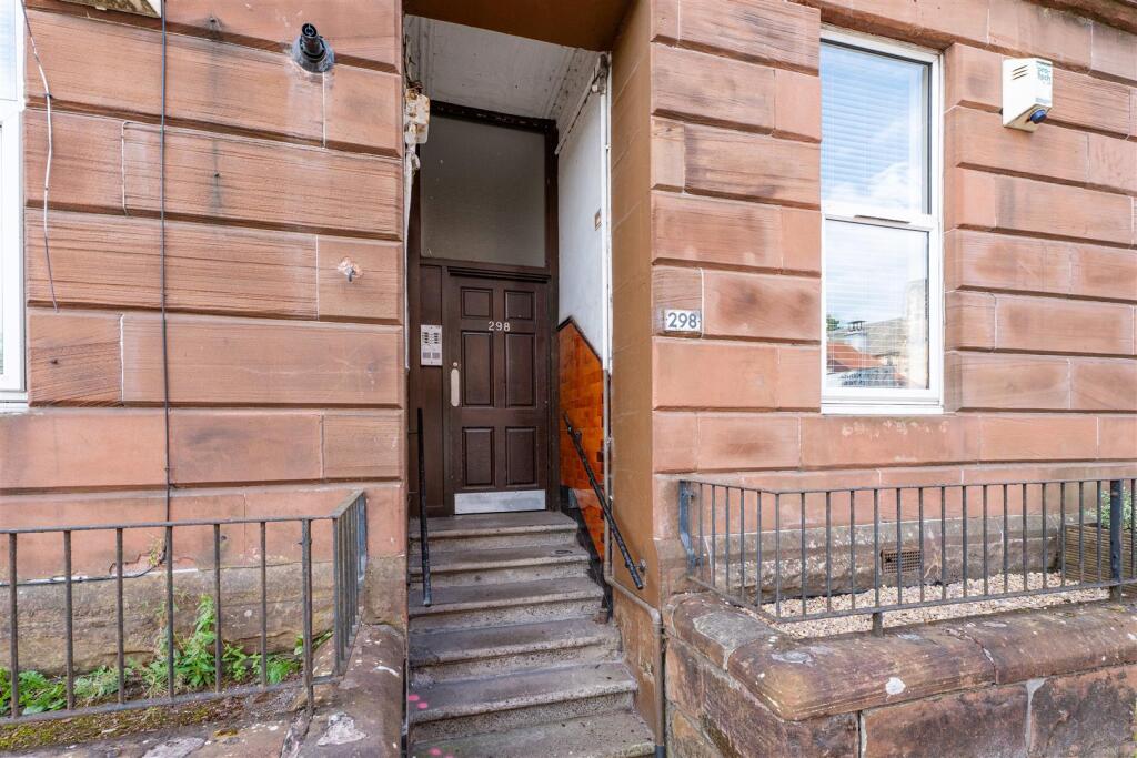Apartment in Glasgow, The Drives, Haghill - View 4